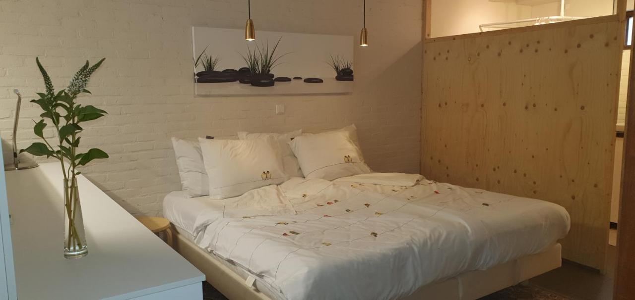 Apartamento Waar Maas & Waal..... Woudrichem Exterior foto
